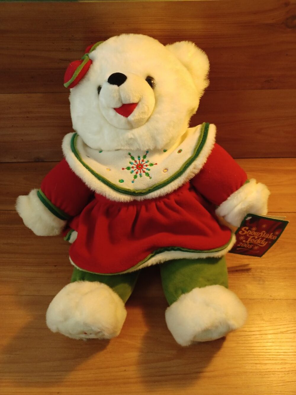2005 Dan Dee Snowflake Teddy 21'in White Girl Red / Green Holiday Outfit